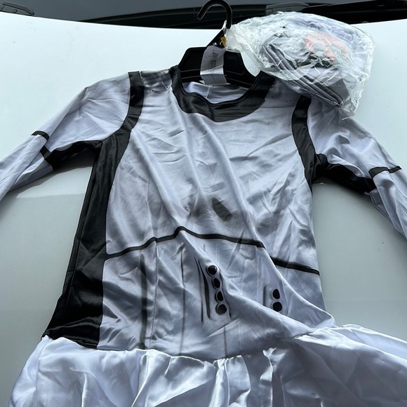 Female storm trooper -never used - Picture 1 of 3